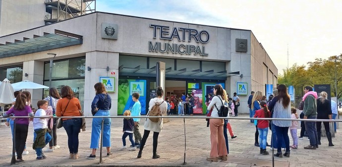 Este es la cartelera del Teatro Municipal Rosita Ávila, del 30 de octubre al 3 de noviembre