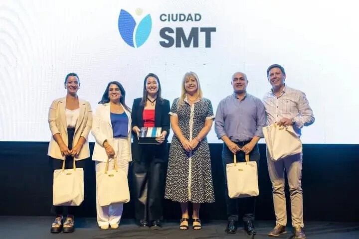 Chahla y otros intendentes participaron del conversatorio Smart Cities organizado por el Municipio