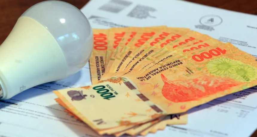 Servicios: el Gobierno aprobó los nuevos cuadros tarifarios de luz y gas para octubre
