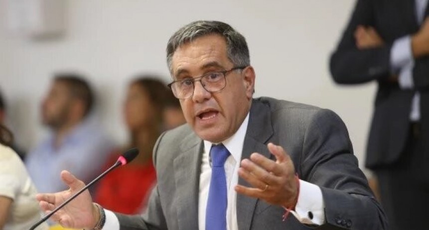 Finocchiaro: “El Congreso tiene que dejar de votar proyectos sin decir dónde está la plata”