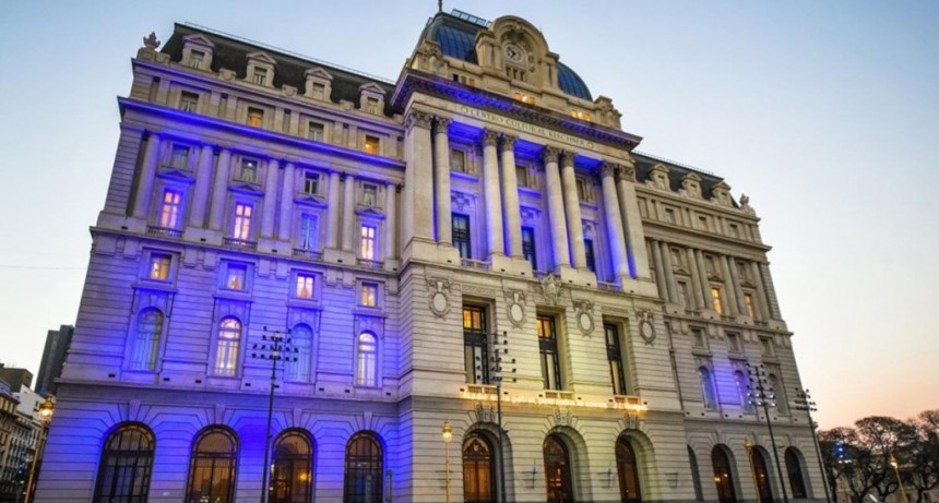 El Gobierno oficializó el cambio de nombre del Palacio Libertad