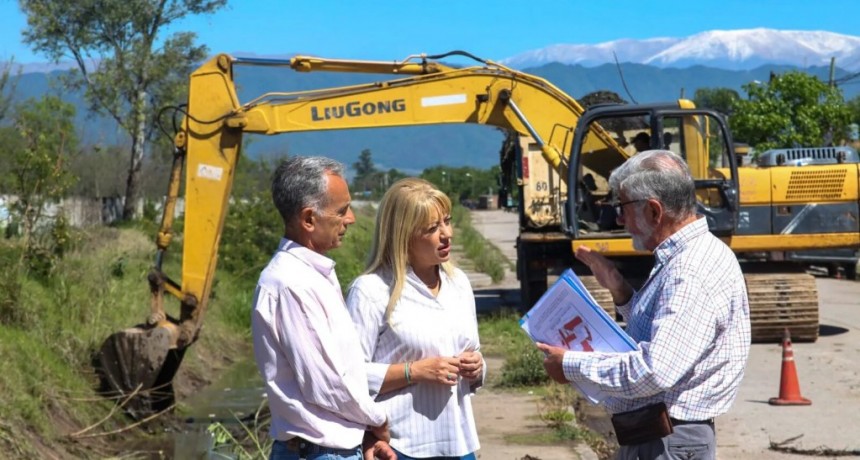 Rossana Chahla supervis&oacute; el avance de los trabajos del plan Pre Lluvia en la capital