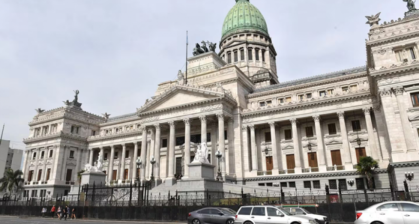 Comienza el debate del proyecto de Ley Hojarasca