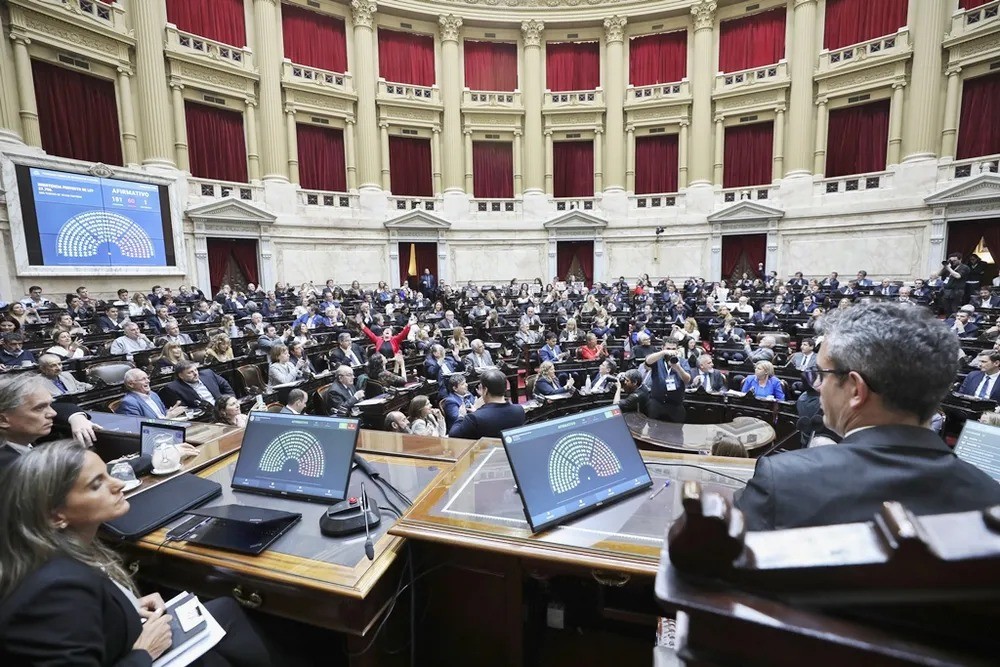 Diputados: la oposición fuerza el debate de la reforma a los DNU