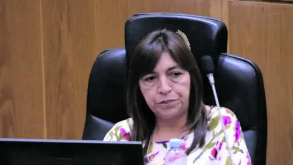 Tras su procesamiento, Sandra Figueroa se apartaría de la banca para enfrentar la causa judicial