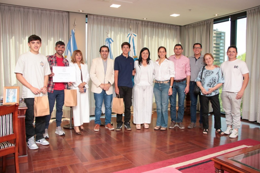 Con la mira en Brasil: deportistas tucumanos de mountain bike y enduro reciben apoyo de la Legislatura