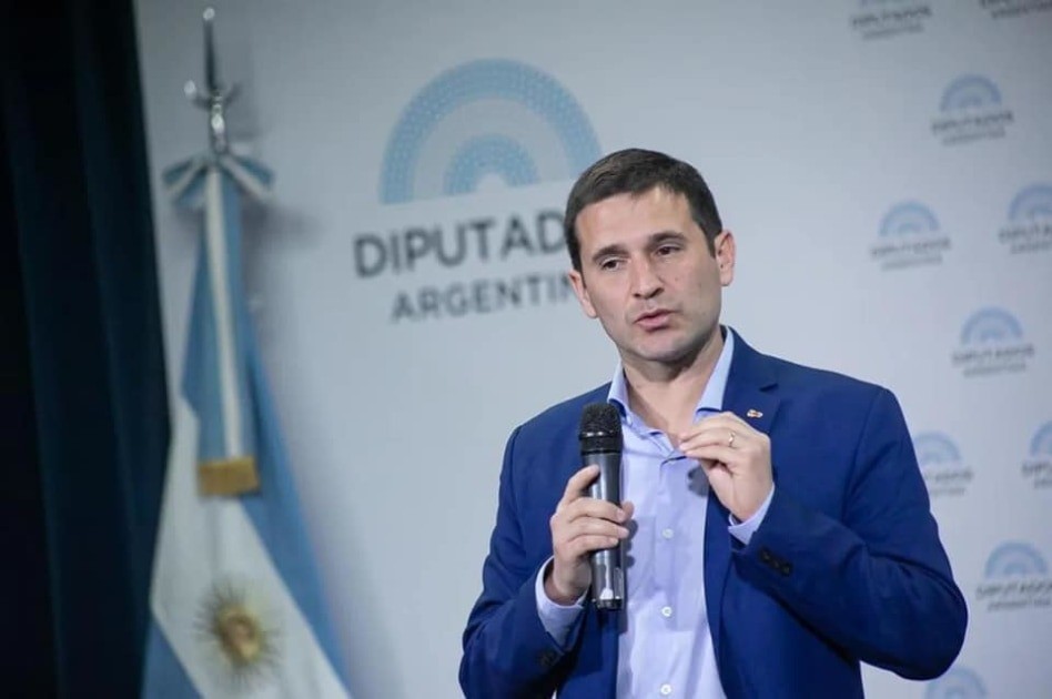 Pelli repudió las amenazas del delegado Salazar: 