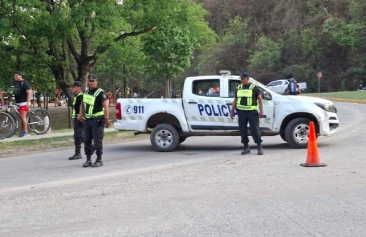 Masivo despliegue policial en Yerba Buena para prevenir delitos