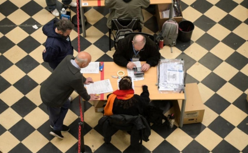 Se inicia el escrutinio definitivo que definirá resultados clave en ocho provincias