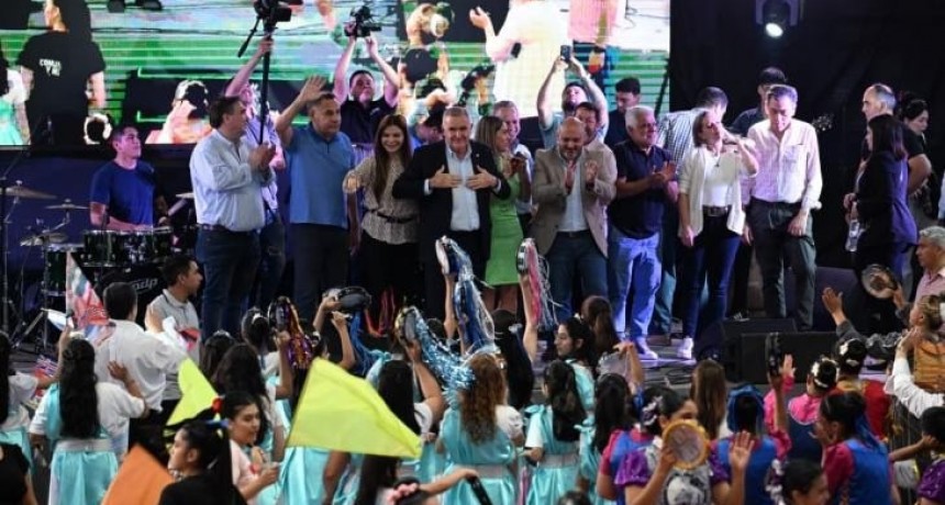 Jaldo encabezó la celebración del Día de las Iglesias Evangélicas y destacó su rol social en Tucumán