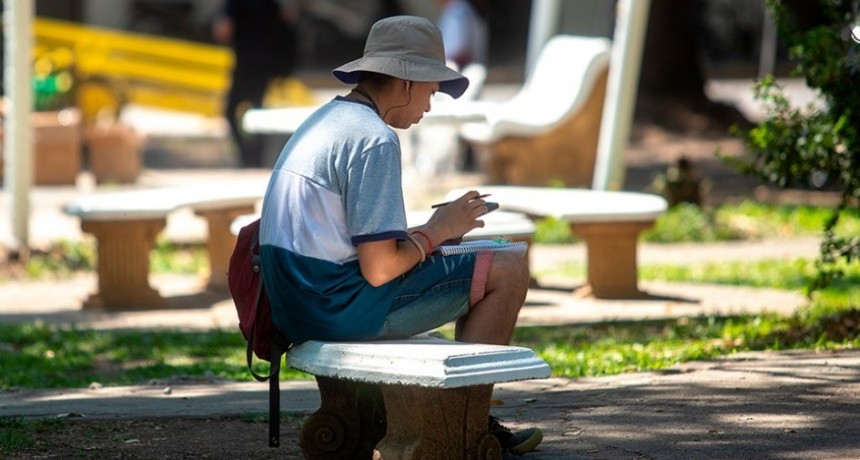 Calor y lluvias dispersas: así se presenta el tiempo en Tucumán para los próximos días