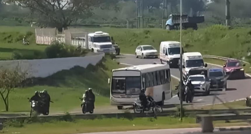 Trasladaron a 21 internos al Complejo Benjamín Paz para descomprimir comisarías