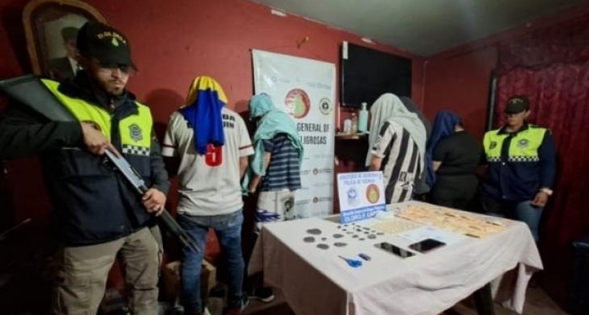 Allanamiento en el barrio Independencia: incautan cocaína y detienen a un hombre con antecedentes