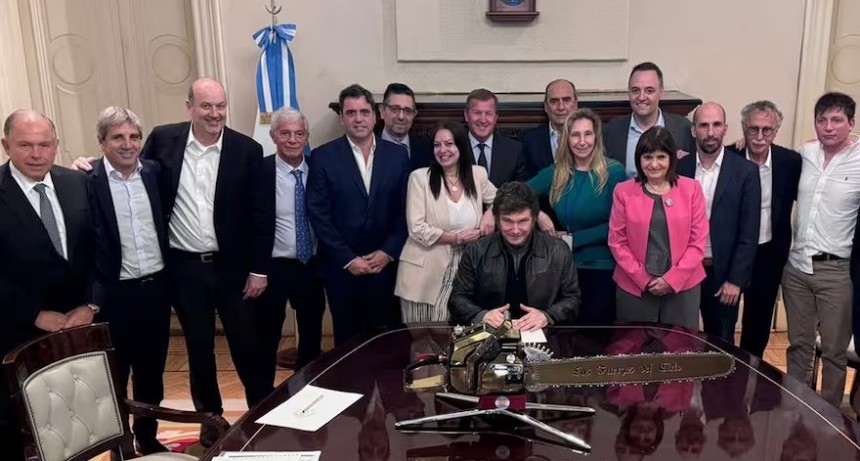 Gabinete en movimiento: los primeros nombres de la renovación ministerial de Milei