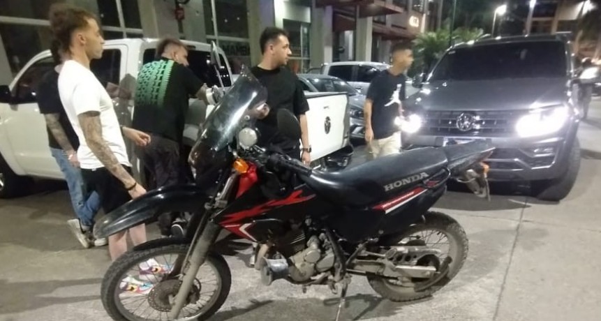 Yerba Buena: Detuvieron a 5 camionetas que hacían picadas en avenida Perón