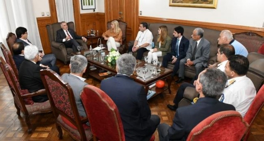 Jaldo convocó a la intendenta Chahla y al gabinete