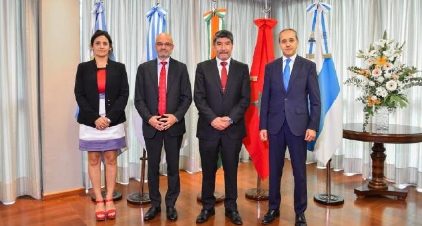 Acevedo recibió a Embajadores de Marruecos y La India en la Legislatura