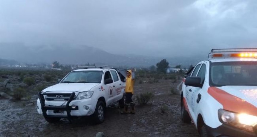 Cesó el alerta meteorológico para Tucumán y Defensa Civil asiste a las zonas afectadas