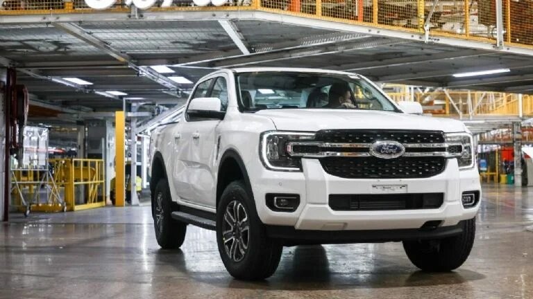 Ford aumentará un 15% la producción en 2025 y tendrá más empleados en el país