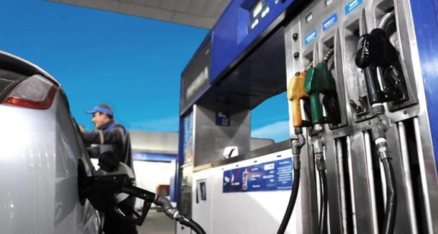 Los precios de los combustibles subieron 2,75%: cuánto sale en Tucumán 