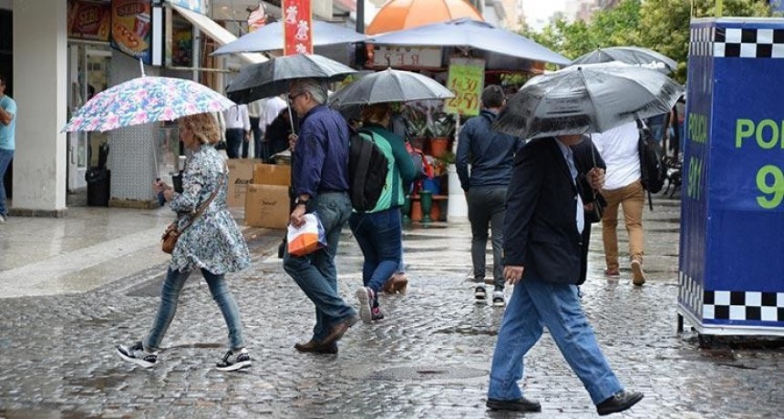 Tiempo: se espera un viernes con lluvias aisladas en Tucumán