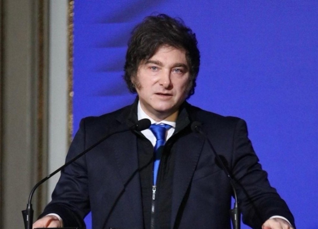 Milei asegura que las bandas cambiarias se ampliarán hasta volverse irrelevantes