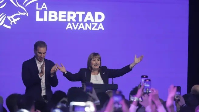 Bullrich asume el liderazgo de La Libertad Avanza en el Senado con la mira puesta en las reformas clave