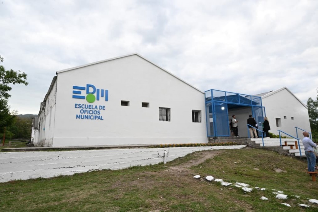 Capacitación para el trabajo: inauguran en Tafí Viejo una escuela municipal de oficios