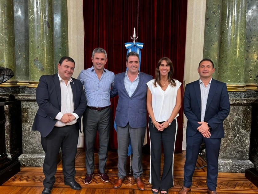 Con la mira puesta en 2027: LLA Tucumán afina su proyección política en reunión con Menem