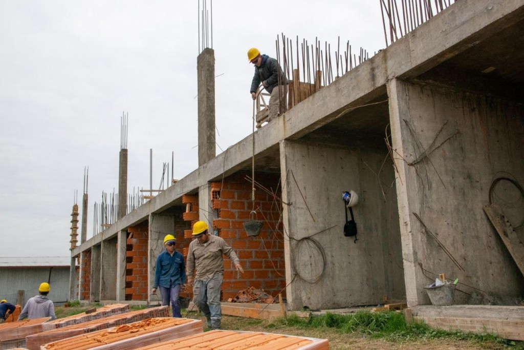 Procrear Tucumán genera más de 1.500 empleos y avanza en la construcción de 2.200 viviendas