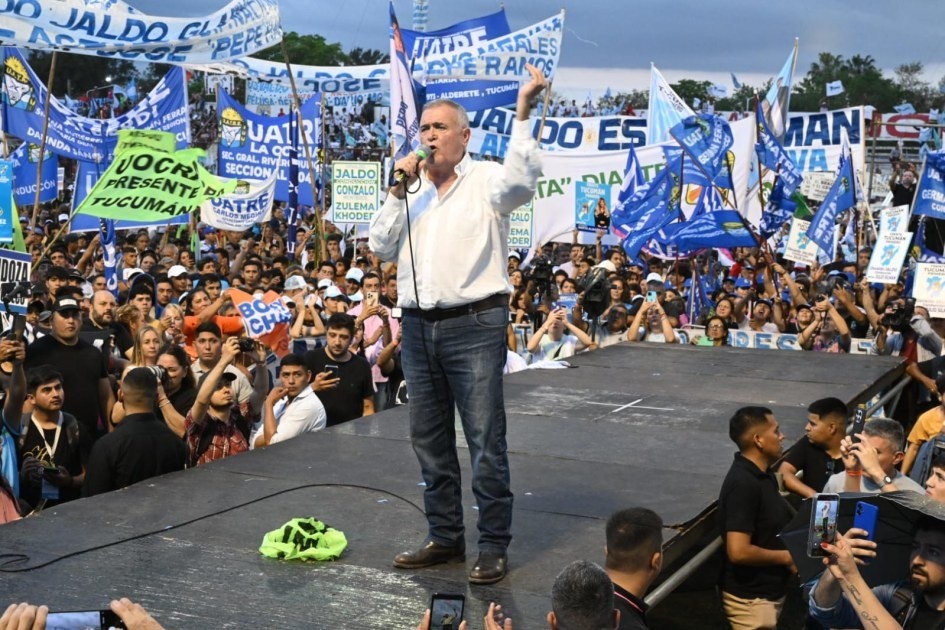 El peronismo tucumano navega una guerra fría interna pese al triunfo del 26 de octubre