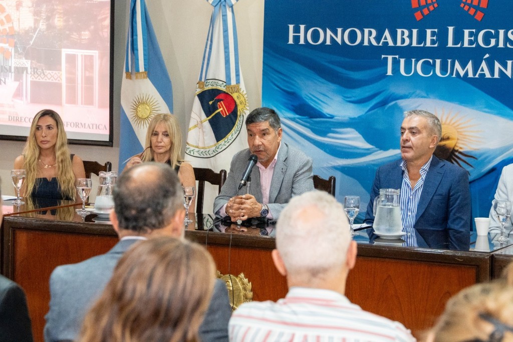 Con la mirada en los jóvenes, la Legislatura tucumana se moviliza frente al avance del grooming
