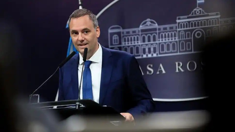 Adorni estrena su rol en el Consejo de Mayo en la definición de la Reforma Laboral