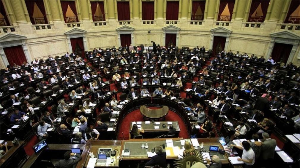 El Gobierno enviará la Reforma Laboral al Congreso el 9 de diciembre entre desacuerdos y advertencias sindicales