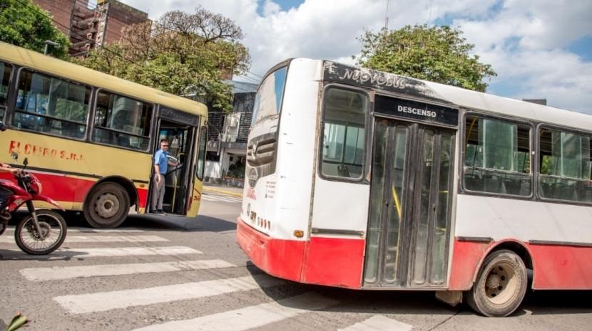 Empresarios del transporte advierten que no pueden pagar aguinaldos y salarios