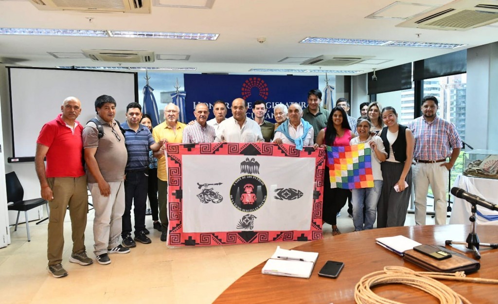 Proyectan la creación del Festival del Indio Americano en Tucumán