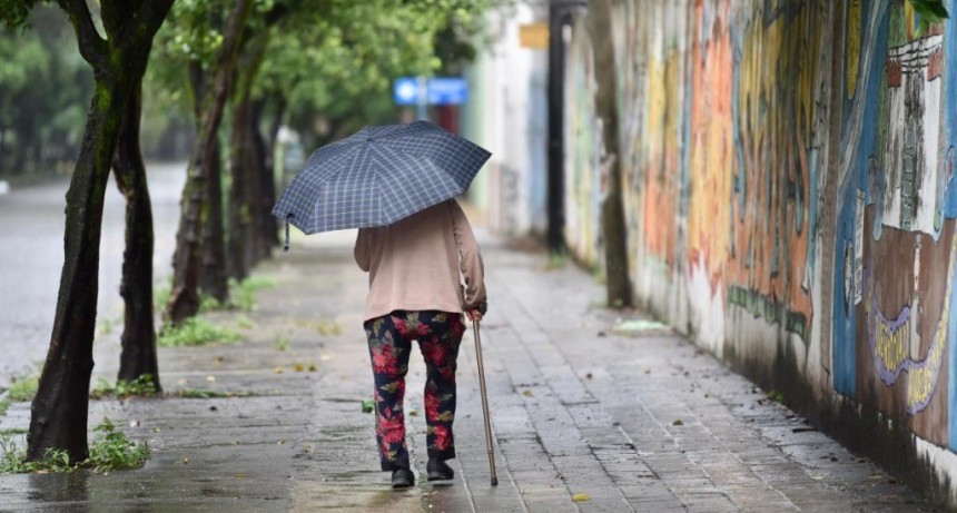 Alivio en Tucumán: un frente frío pone pausa al calor intenso con lluvias y una máxima de 22°
