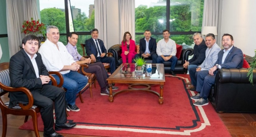 Hacia un nuevo sistema electoral: Acevedo concreta reuniones clave en la Legislatura