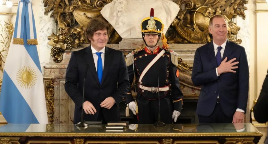 Milei reúne a su nuevo gabinete en medio de la puesta en marcha de la mesa política liderada por Santilli