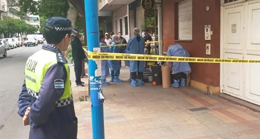Investigan ataque a un jubilado en Barrio Norte: lo habrían drogado para robarle