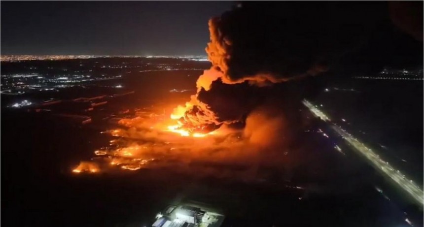 Al menos 24 heridos y una nube tóxica tras una serie de explosiones en un polo industrial de Ezeiza