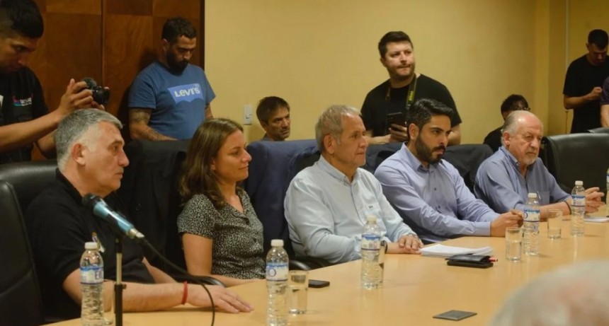 Ante la reforma laboral del Gobierno, la CGT y diputados sindicales buscan unificar criterios