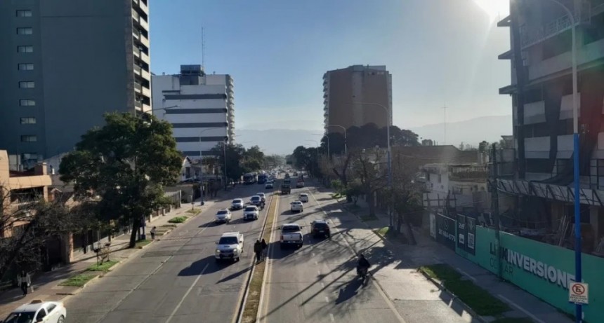 Tucumán en alerta por el calor: el termómetro marcará 36°C en una jornada agobiante
