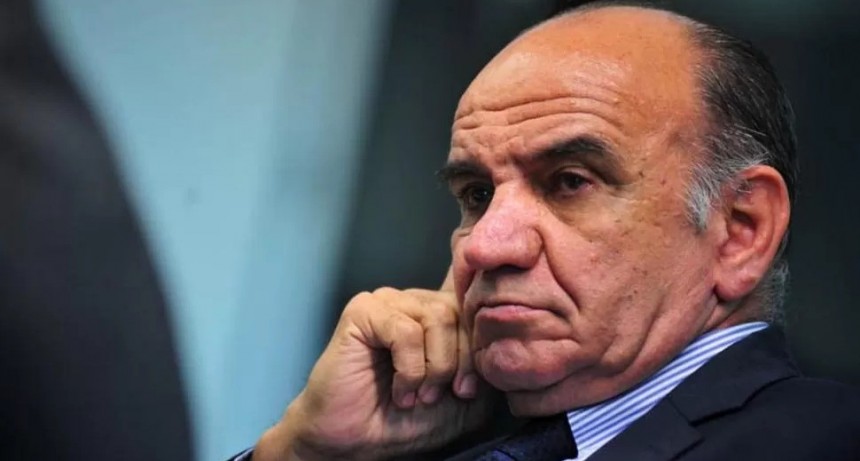 La madre de Karla Robles impulsa un juicio político contra el ministro Fiscal Edmundo Jiménez