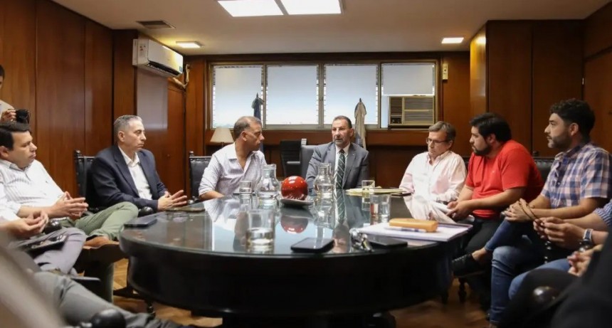 Concejales definen el marco legal para Uber, Didi y Cabify en la capital