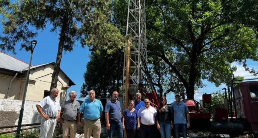 Barrio El Bosque: la SAT comenzó a perforar un pozo