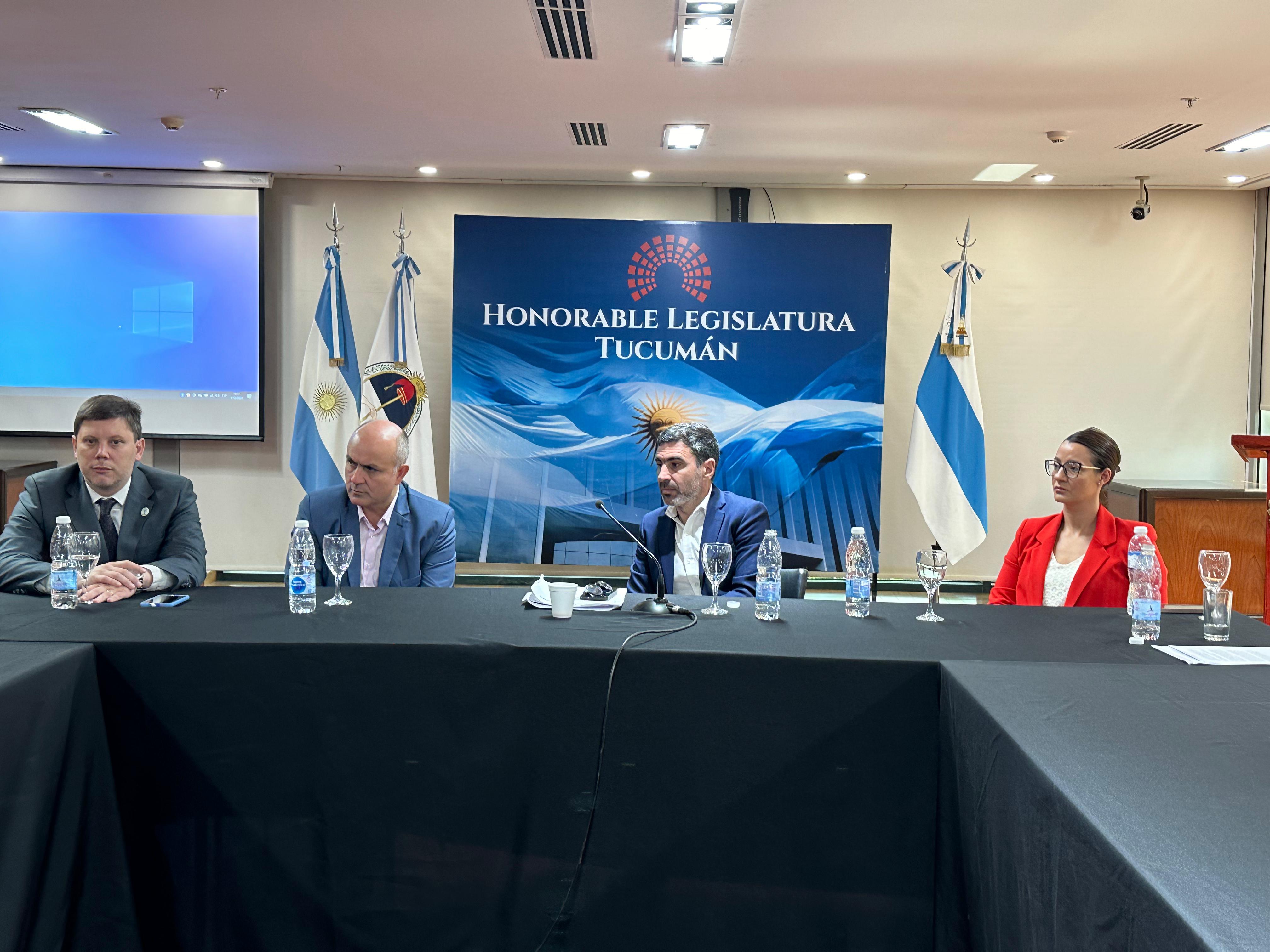 Paula Quiles: “Esperamos resolver el conflicto por los fondos a través del diálogo”