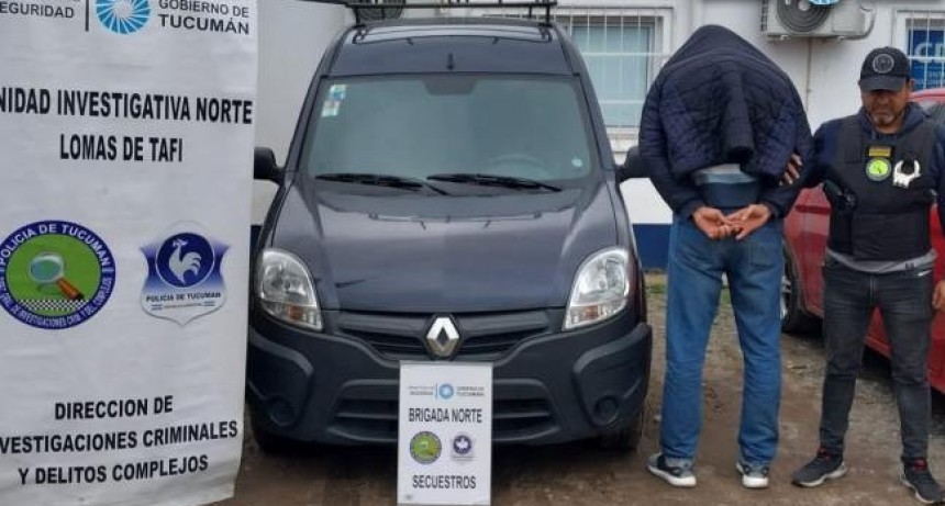 Circulaba en una camioneta robada, y lo atraparon