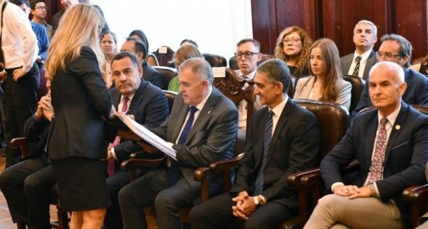 Jaldo participó de la jura de magistrados en el Poder Judicial