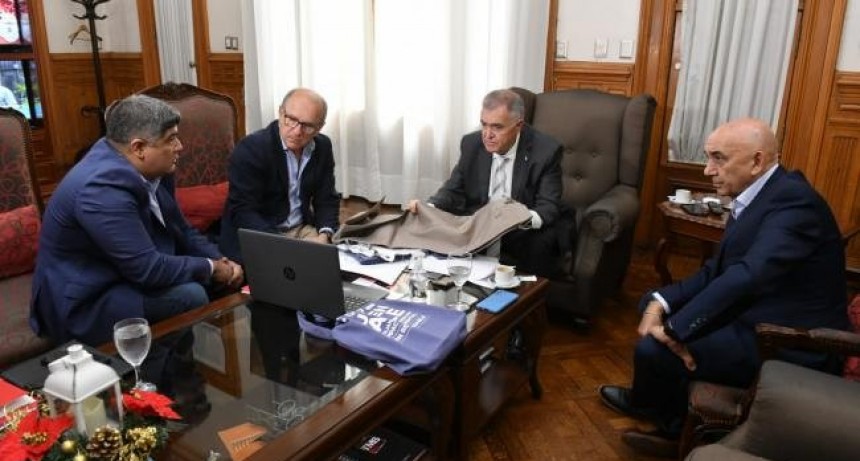 La textil Santista presentó al Gobernador un plan de inversiones por U$D 9 millones